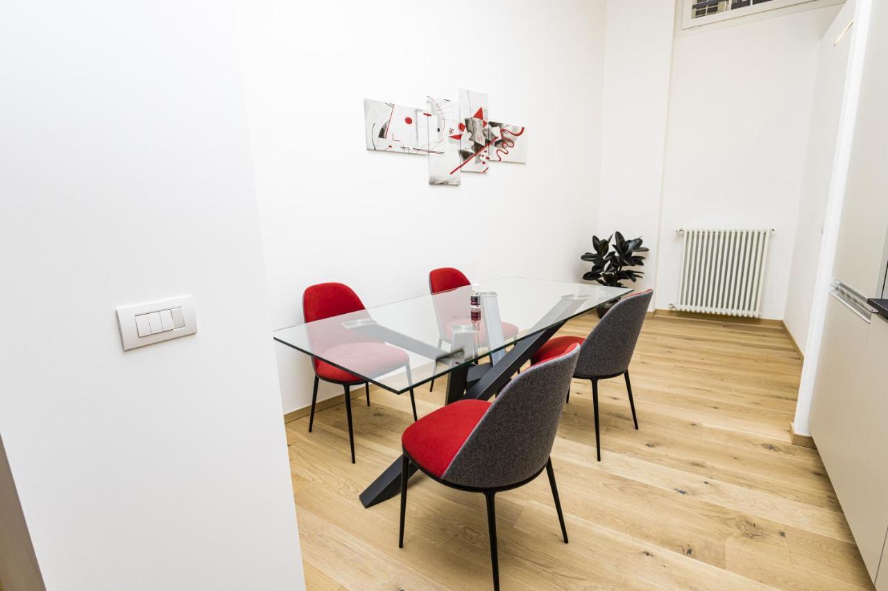 Apartamento Loft La Sedia Rossa - Centro Storico Milán Exterior foto